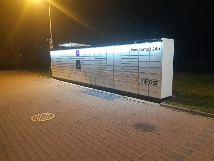 Paczkomat GLI07M Przy parkingu