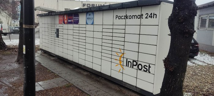 Paczkomat GLI12N Przy hurtowni elektrycznej Laser-Atl