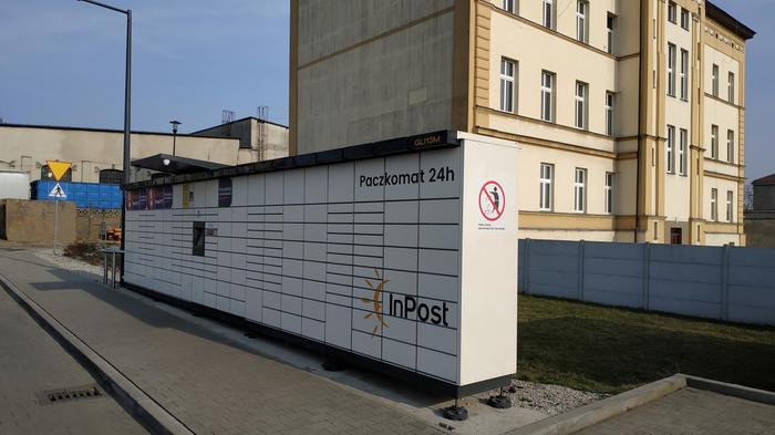 Поштомат GLI13M Przy parkingu sklepu Lidl