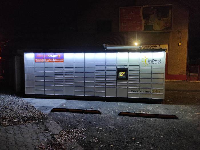 Paczkomat GLI55M Obok Hurtowni Elektrycznej