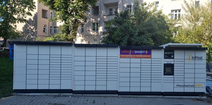 Paczkomat GLI63M Obok Lewiatana