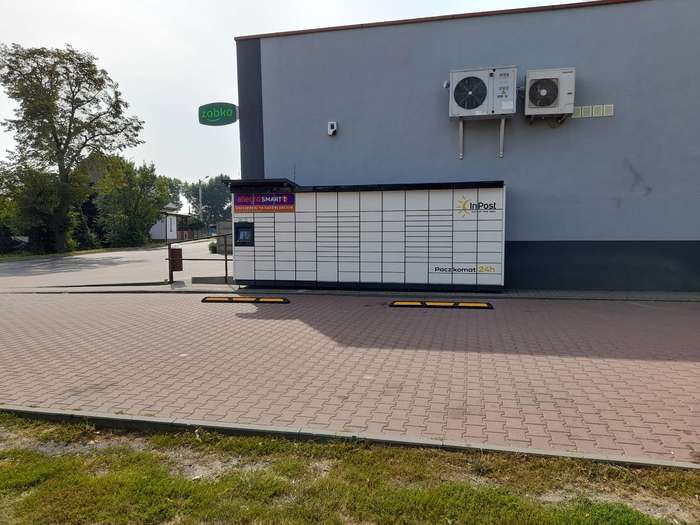 Поштомат GNI25M Przy sklepie Żabka.
