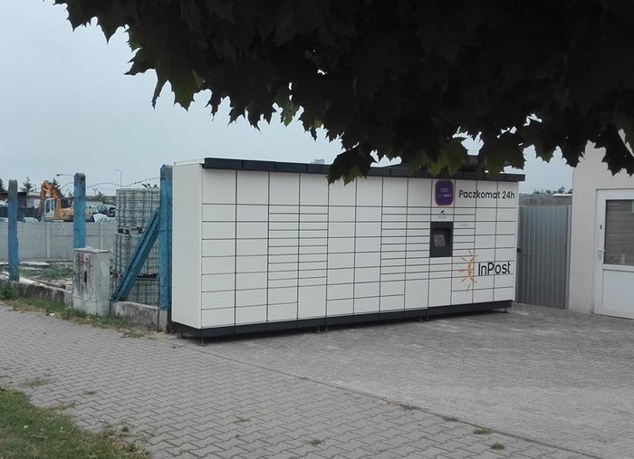 Paczkomat GOA01M Na terenie stacji paliw Jespol