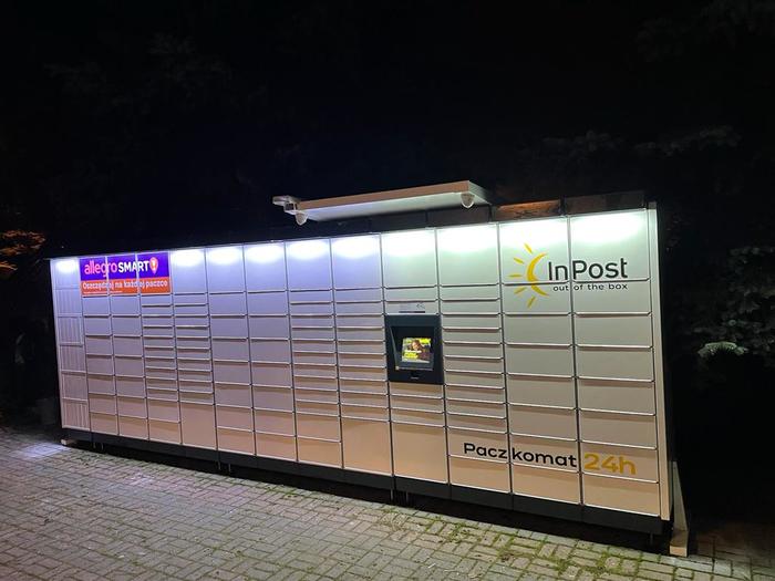 Paczkomat GQA01M Przy sklepie spożywczym