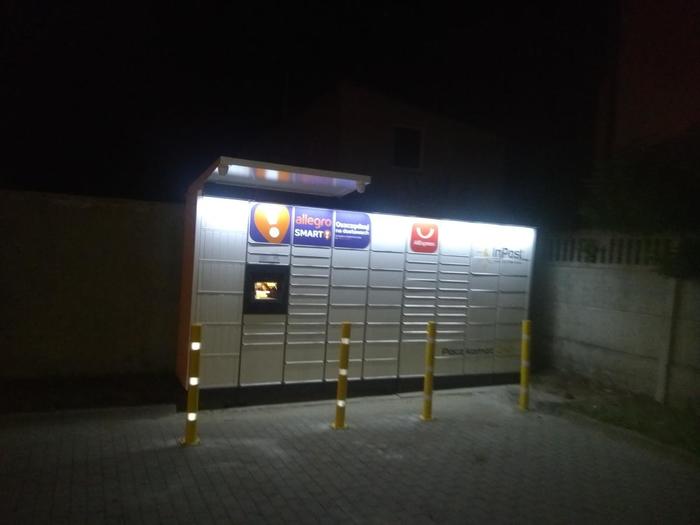 Paczkomat GRA02M przy sklepie Gama
