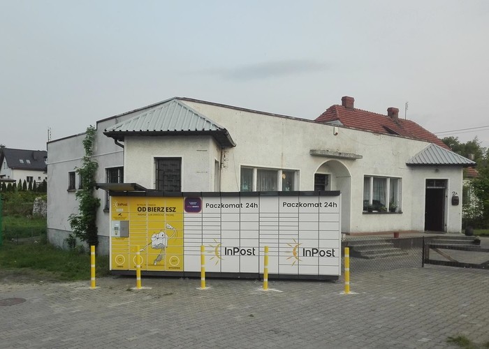 Paczkomat GRE02N Parking przy domu