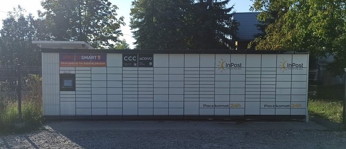 Parcel Locker GRM11M Na prywatnej posesji od ulicy Różanej