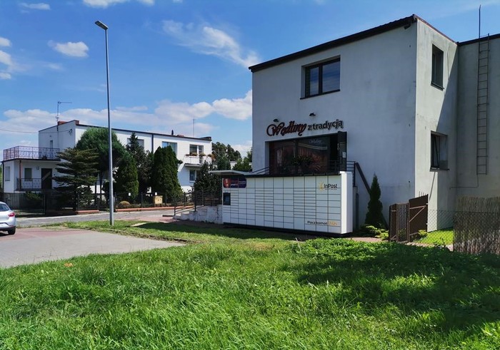 Paczkomat GRU23M przy Delikatesach Dąbkowska
