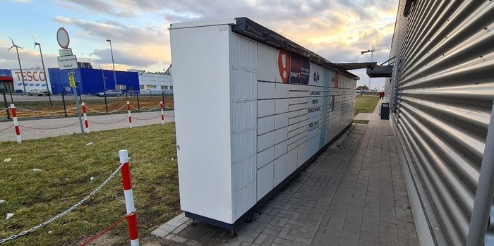 Paczkomat GRW02N Przy markecie Kaufland
