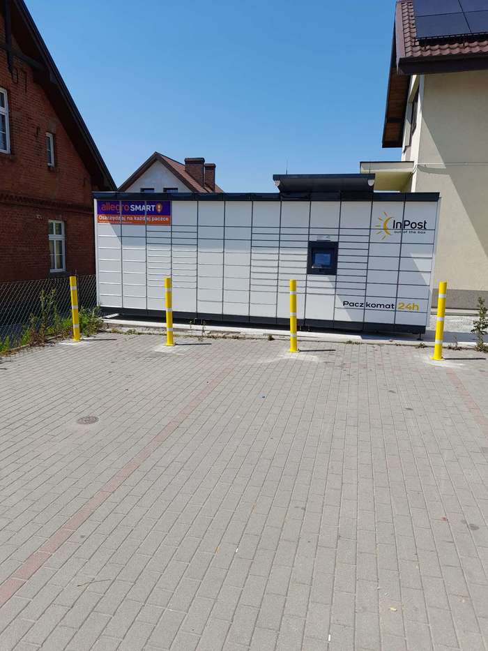 Parcel Locker GVO01M przy sklepie spożywczym Lewiatan
