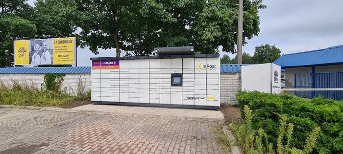 Поштомат HIX01M Parking przed Spółdzielnią ŚWIT