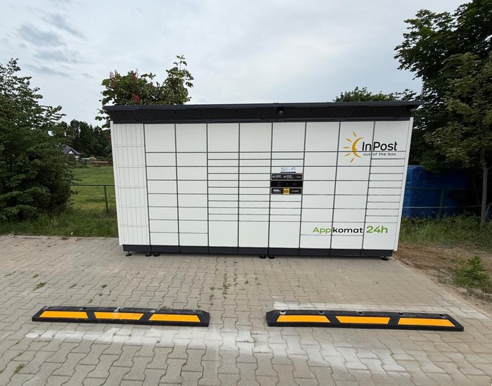 Parcel Locker HQW01BAPP posesja prywatna parking