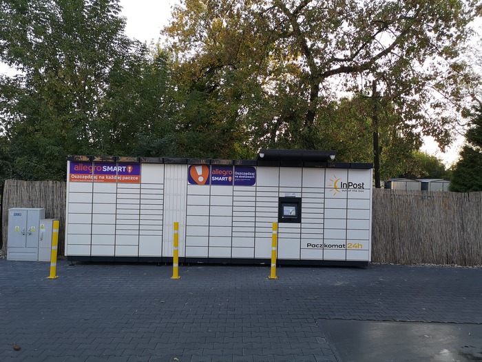 Paczkomat HRU07M Na myjni 24H