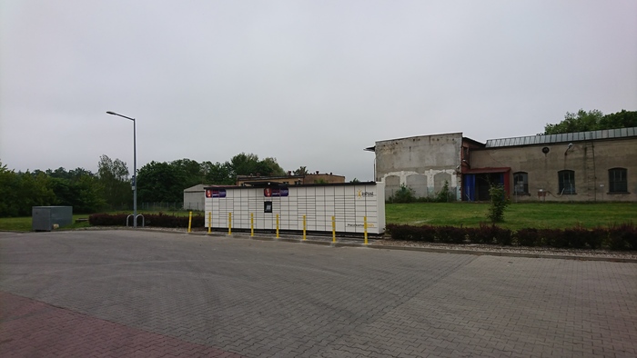Parcel Locker ILA04M przy parkingu Lidla