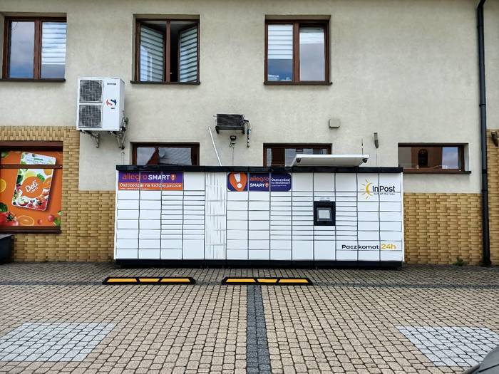 Paczkomat IMI04M Przy Delikatesach Centrum