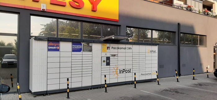 Paczkomat JAR02N Przy sklepie Piotruś Pan