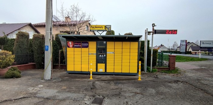 Paczkomat JAS02E Parking Przed zajazdem