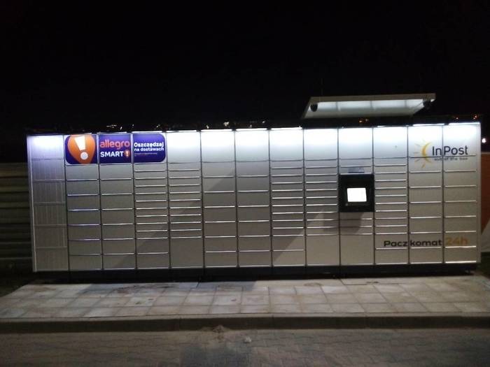 Paczkomat JCC01M Stacja paliw MOL