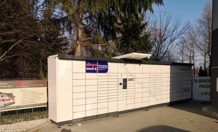 Поштомат JDC01N Przy sklepie Delikatesy Centrum