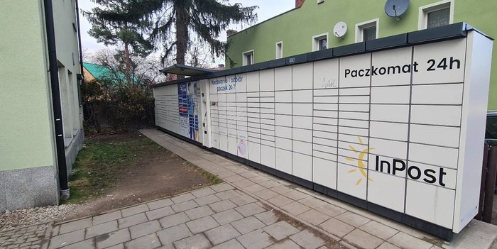 Paczkomat JGO04ML Przy sklepie Żabka
