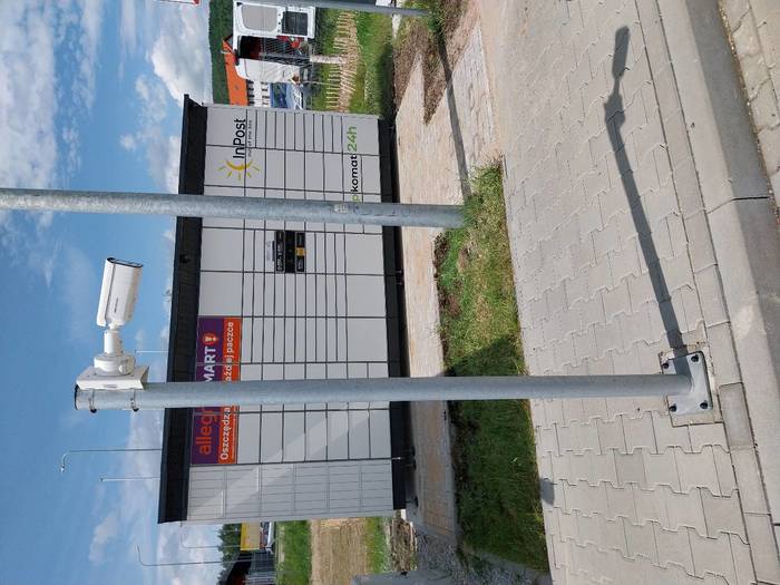 Paczkomat JGO06BAPP Przy bramie wjazdowej