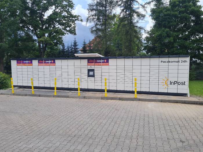 Paczkomat JGO11M Przy sklepie Lidl