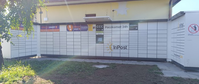 Paczkomat JIK01M Przy sklepie spożywczym