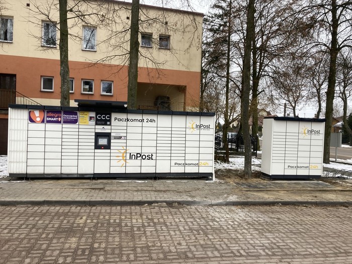 Paczkomat JKB01M Przy Ośrodku Zdrowia w Jakubowie
