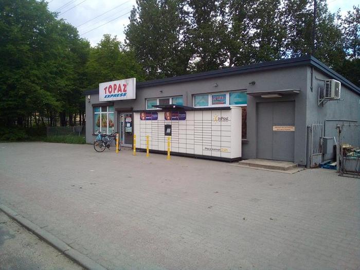 Поштомат JNI01M Przy sklepie spożywczym