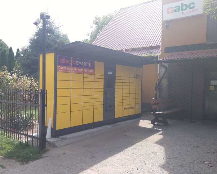 Paczkomat JNWQ01G Przy sklepie ABC