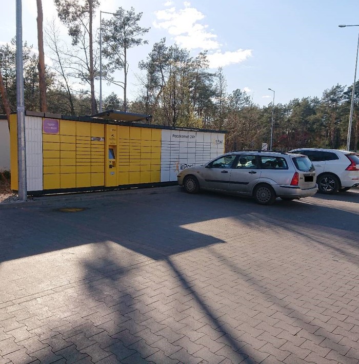 Поштомат JOZ01A Przy sklepie Carrefour