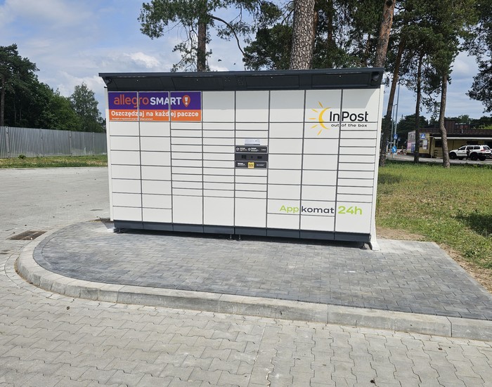 Paczkomat JOZ01BAPP Przy sklepie Aldi