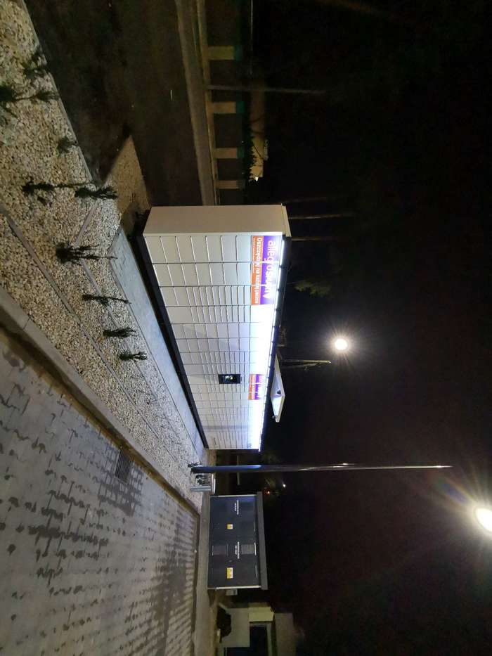Paczkomat JOZ10M przy LIDLU