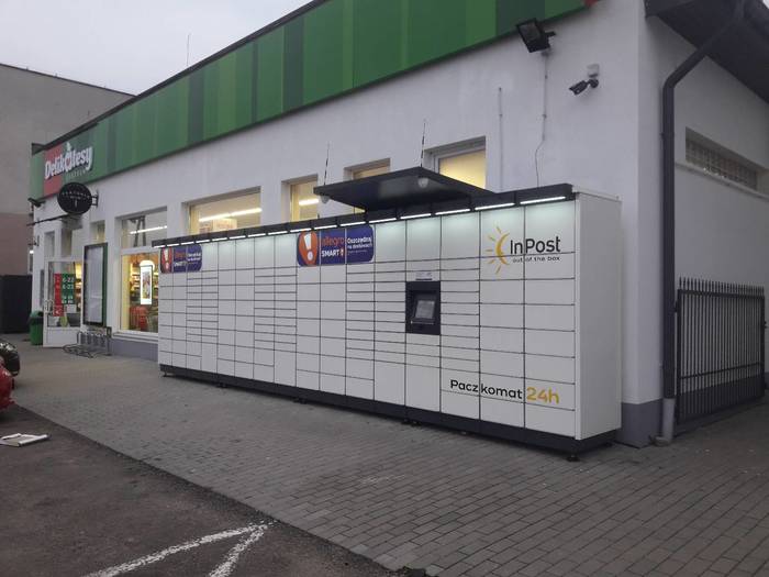 Paczkomat JRS01M Przy Delikatesach Centrum