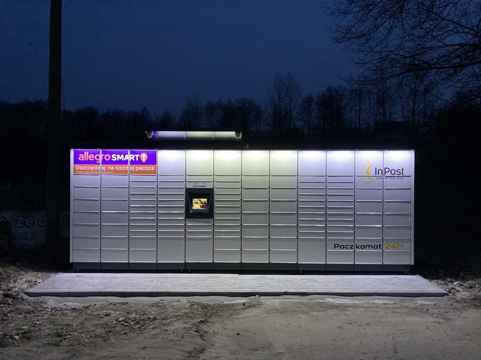 Paczkomat JRS02M Przy stacji Paliw Grosar