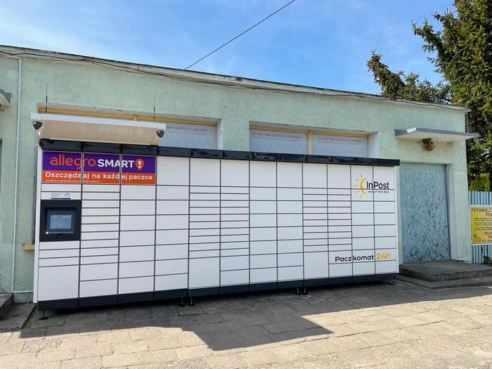 Paczkomat JSA01M przy sklepie Chorten