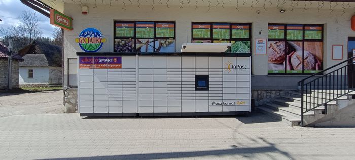 Paczkomat JUG01M Przy sklepie spożywczym GAMA