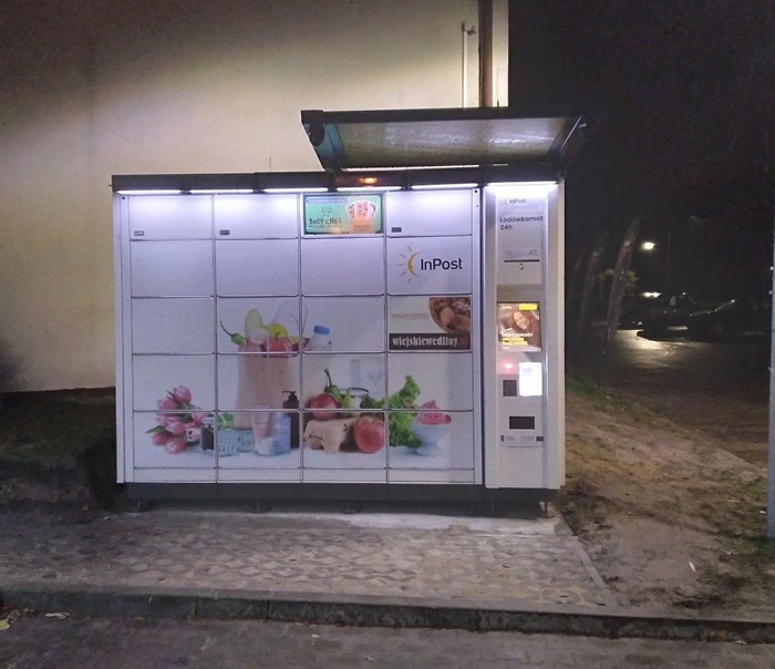 Paczkomat JUZ01I Przy budynku usługowym