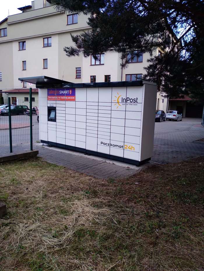 Paczkomat JUZ03M Przy Zdrowie To My