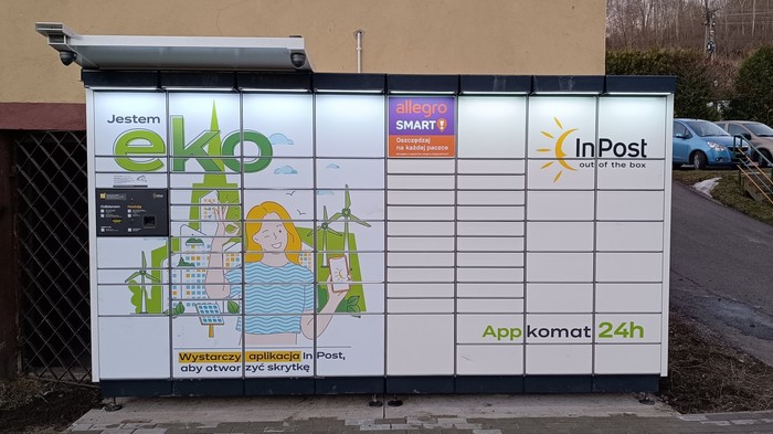 Parcel Locker JVS01APP za sklepem