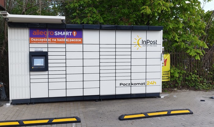Parcel Locker JWW01M Przy sklepie spożywczym