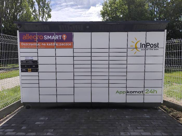 Paczkomat JZD05BAPP przy parkingu WORD Jastrzębie-Zdrój