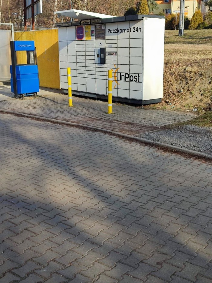 Paczkomat JZD05N Przy myjni samochodowej