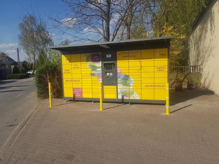Paczkomat KAC01D Przy sklepie