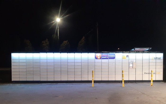 Поштомат KAK01N Przy Delikatesach Centrum w Kraczkowej