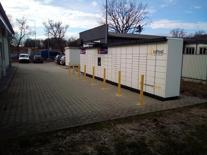 Paczkomat KAR04M Przy Lidlu