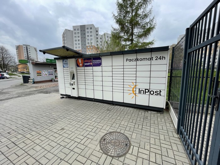 Поштомат KAT02A Obok bankomatu PKO BP