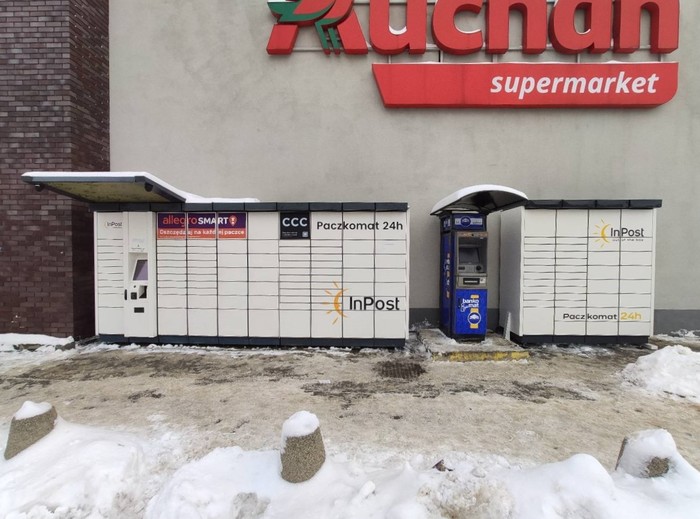 Paczkomat KAT03A Przy markecie Auchan