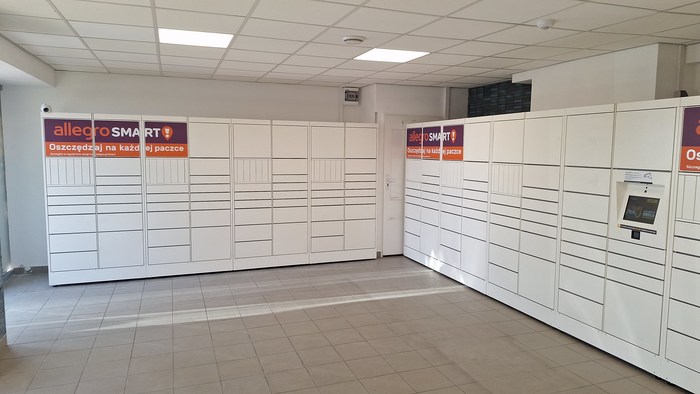 Parcel Locker KAT10H Lokal usługowy na parterze budynku przy ul. Francuskiej 104