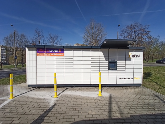 Поштомат KAT110M parking przy boisku